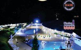 Enseada Náutico Caldas Novas, com acesso ao Náutico Praia Clube opcional